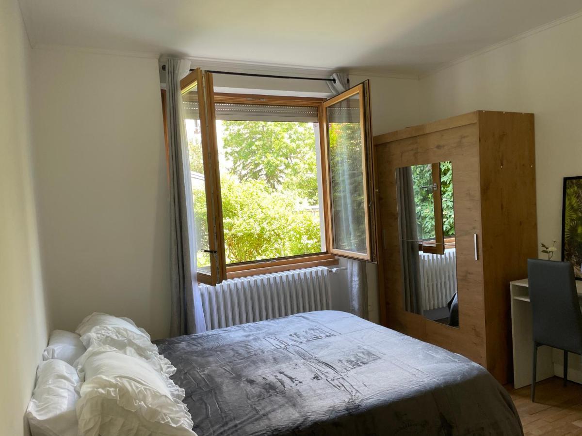 Chambre Privee Vue Sur Le Jardin Proche Centre Ville Besancon Exterior photo
